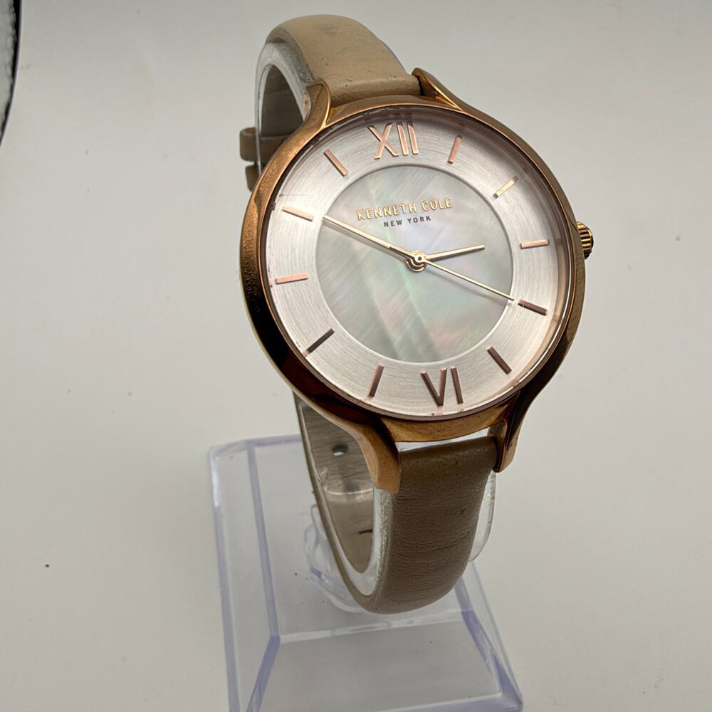 Stunning Kenneth Cole New York Women's Rose Gold Tone Watch Working
